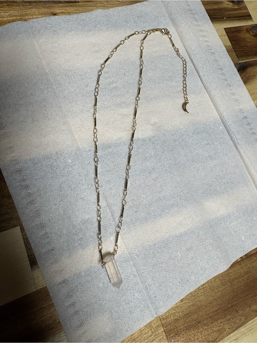 Luna Norte Delicate Gold Crystal Point Pendant Necklace
